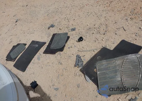 2011 Hyundai Genesis 3.8 from USA, damaged, VIN KMHGC4DE4BU117560